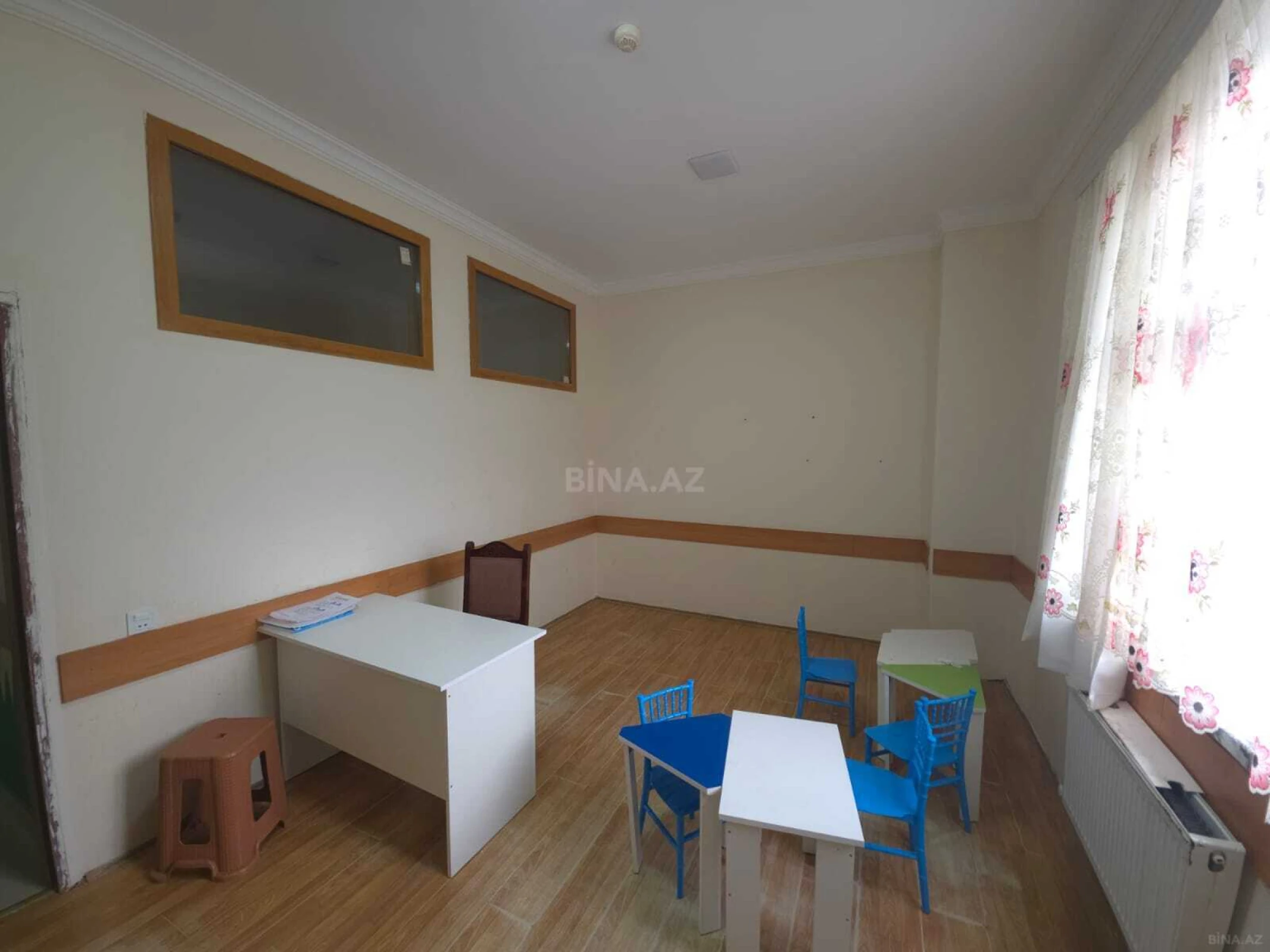 Satılır obyekt 650 m²