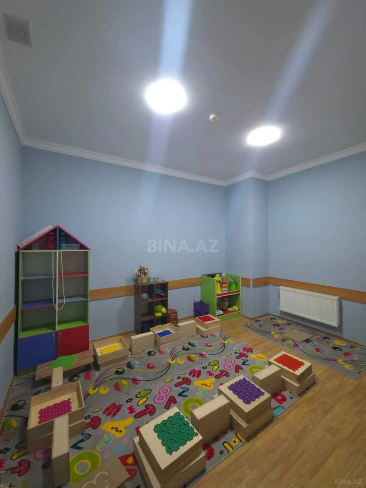 Satılır obyekt 650 m²