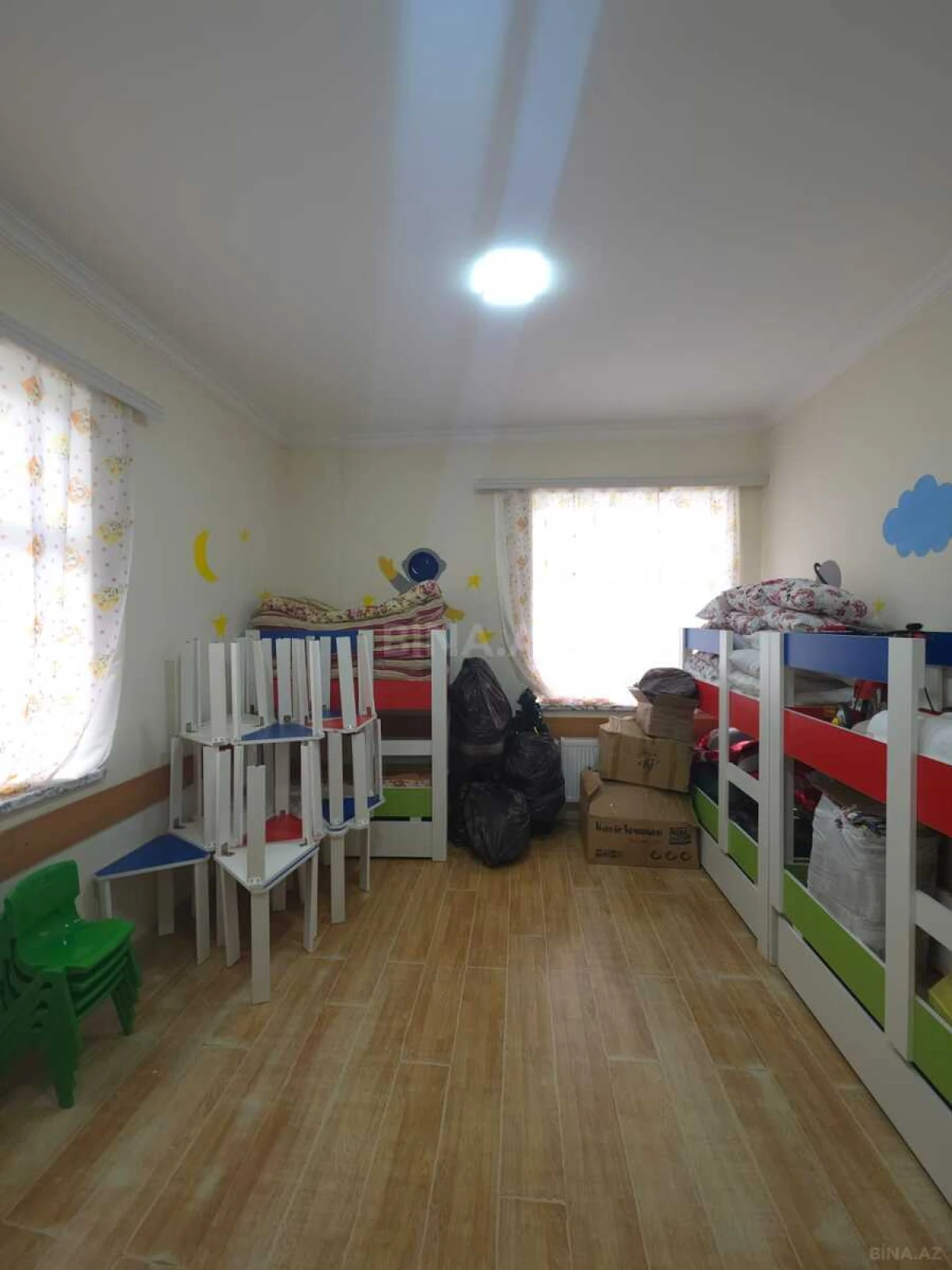 Satılır obyekt 650 m²