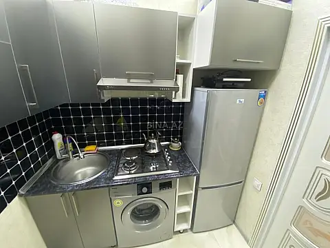 Satılır 2 otaqlı mənzil 65 m²