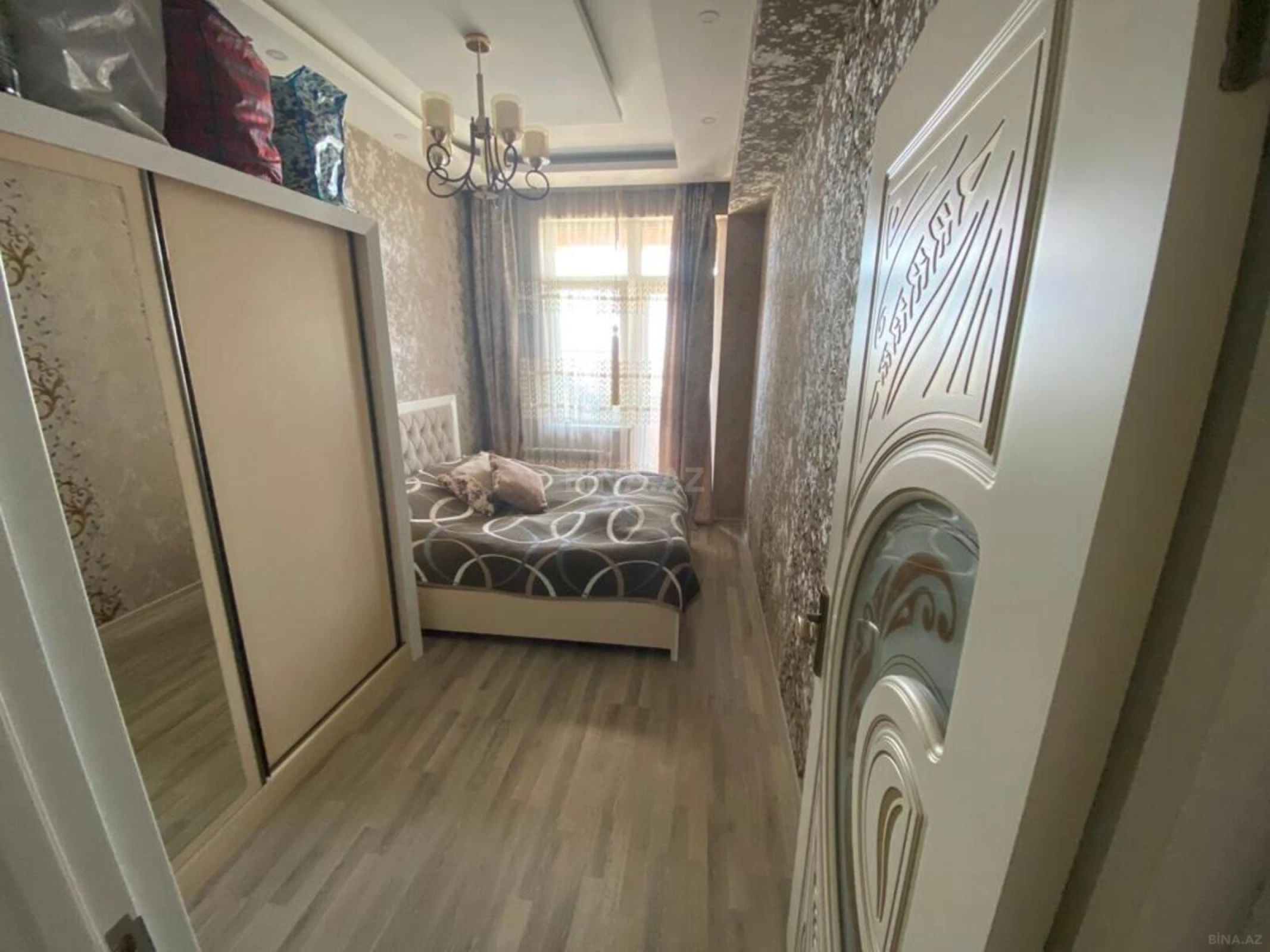 Satılır 2 otaqlı mənzil 65 m²