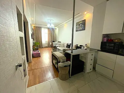 Satılır 2 otaqlı mənzil 60 m²