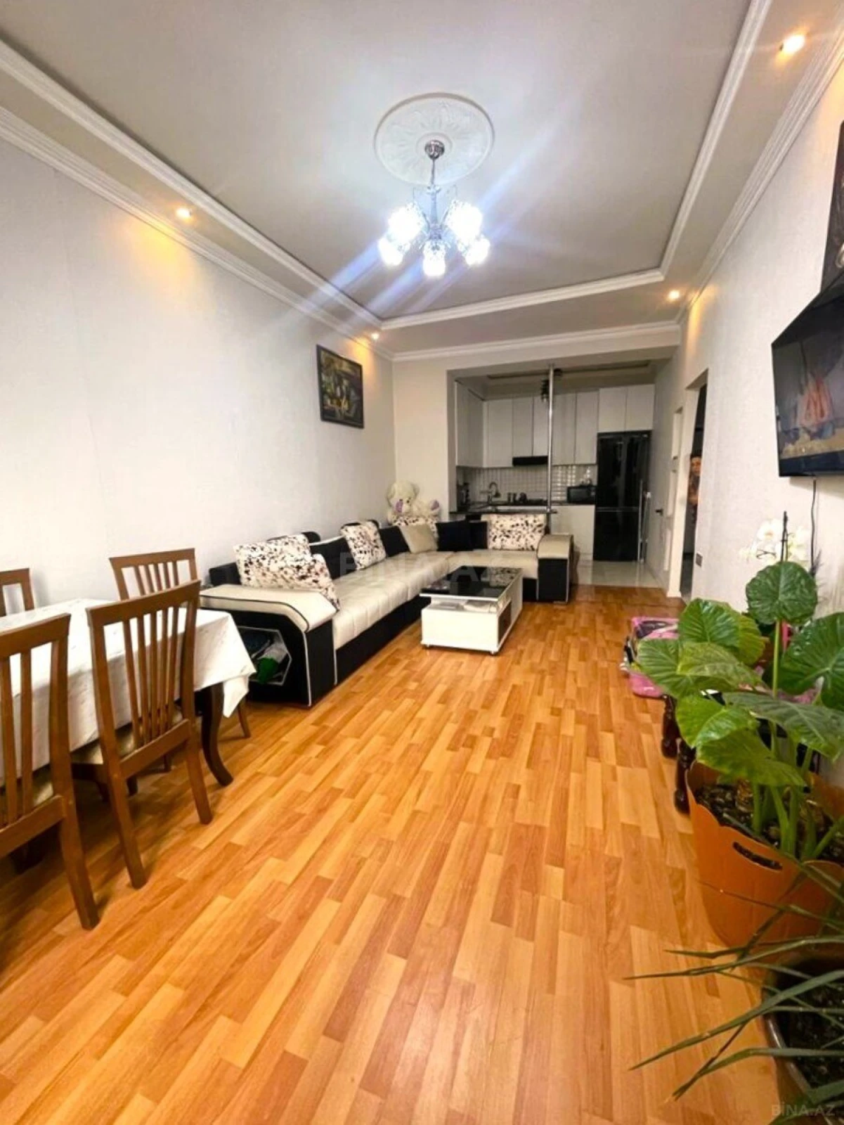 Satılır 2 otaqlı mənzil 60 m²