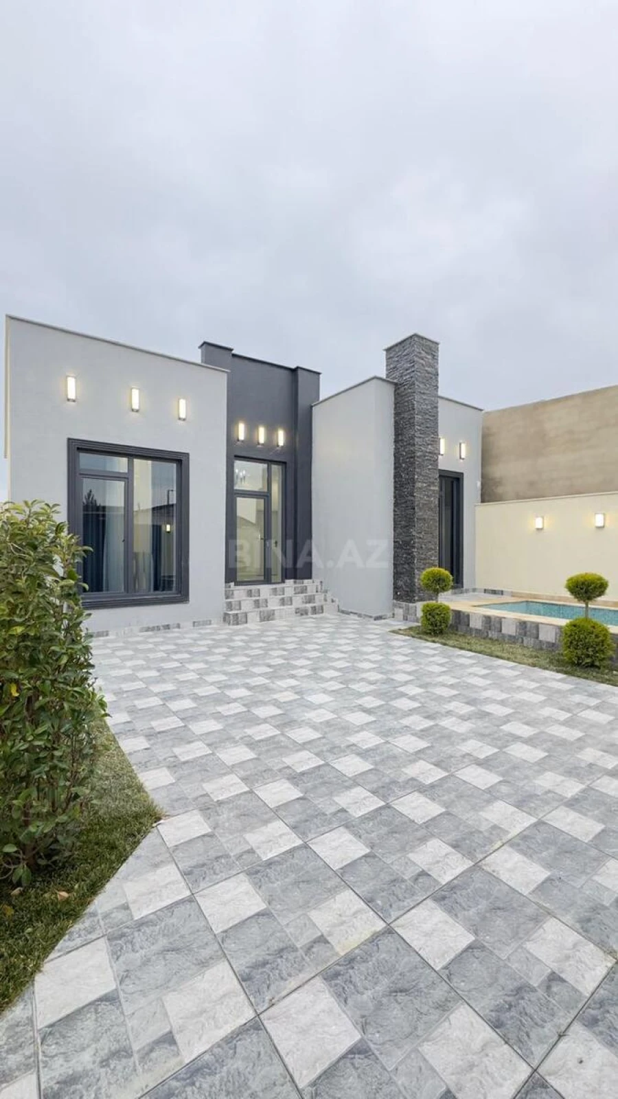 Satılır 4 otaqlı həyət evi 100 m²