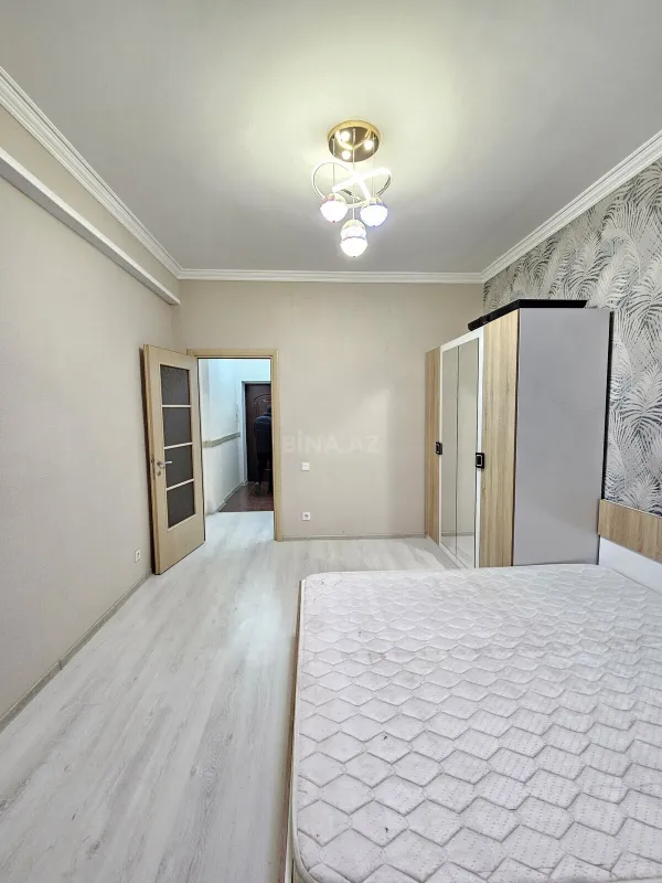 Satılır 2 otaqlı mənzil 49 m²