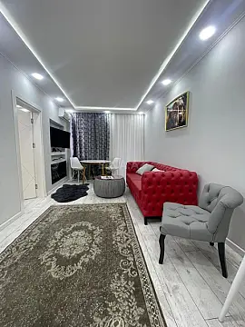 Kirayə verilir 2 otaqlı mənzil 65 m²