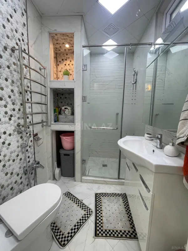 Kirayə verilir 2 otaqlı mənzil 65 m²