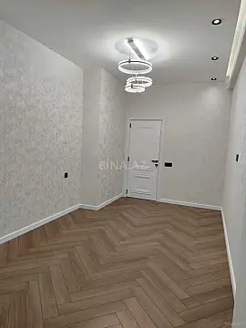 Satılır 3 otaqlı mənzil 105 m²