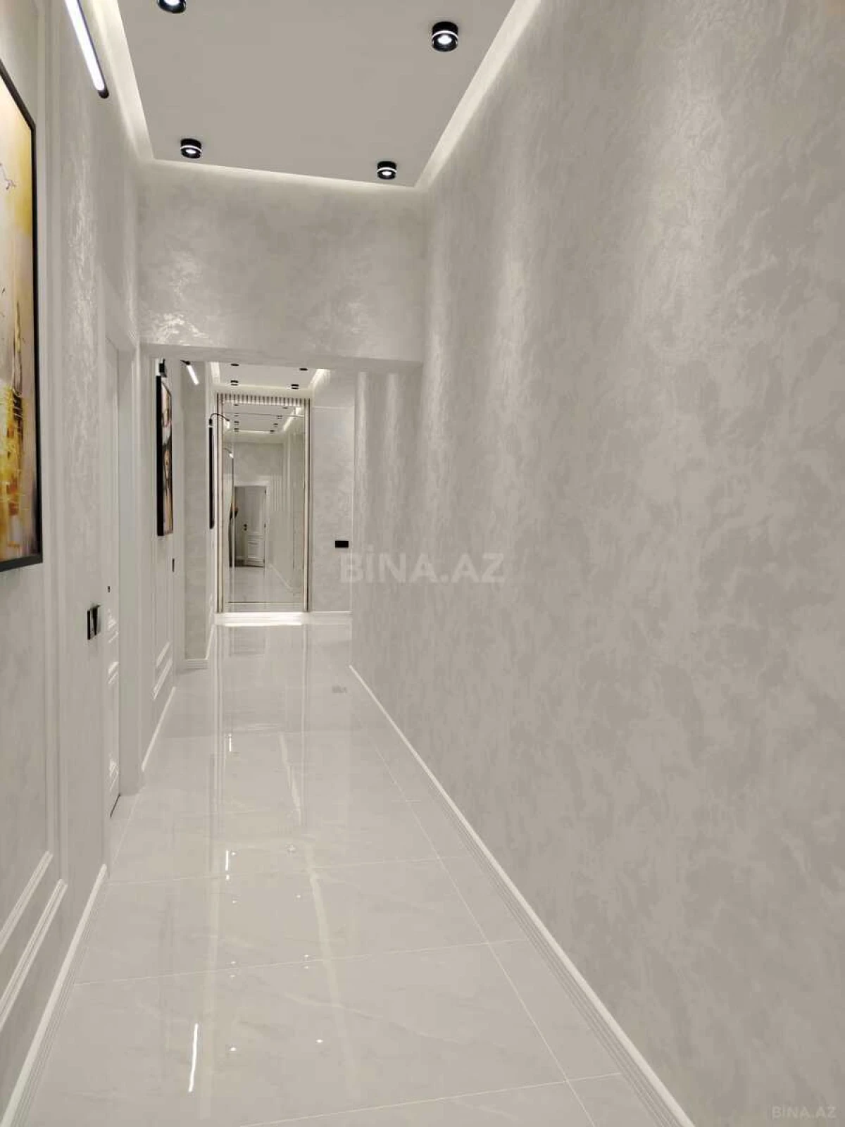 Satılır 3 otaqlı mənzil 105 m²