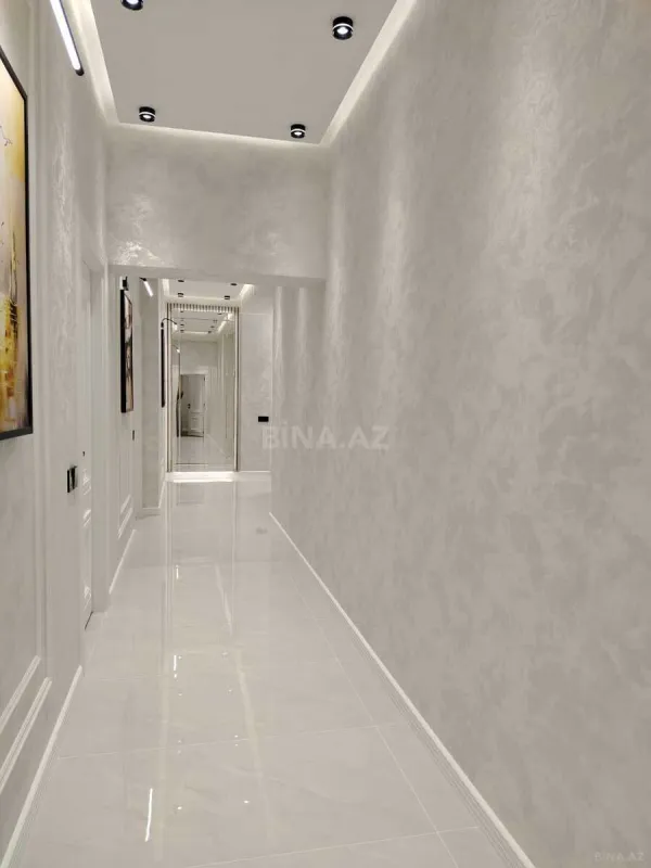Satılır 3 otaqlı mənzil 105 m²