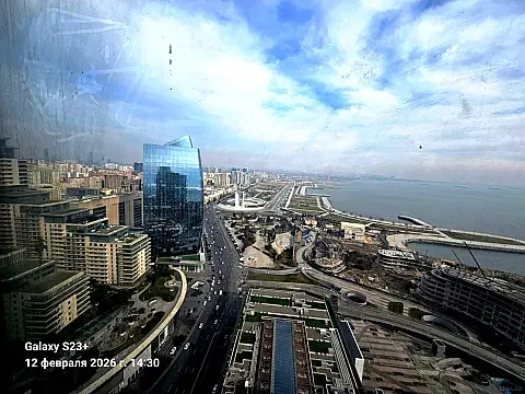 Satılır 3 otaqlı mənzil 139.7 m²