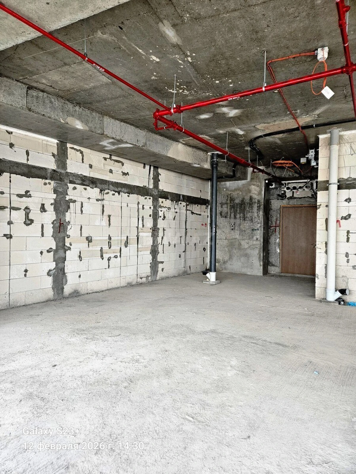 Satılır 3 otaqlı mənzil 139.7 m²