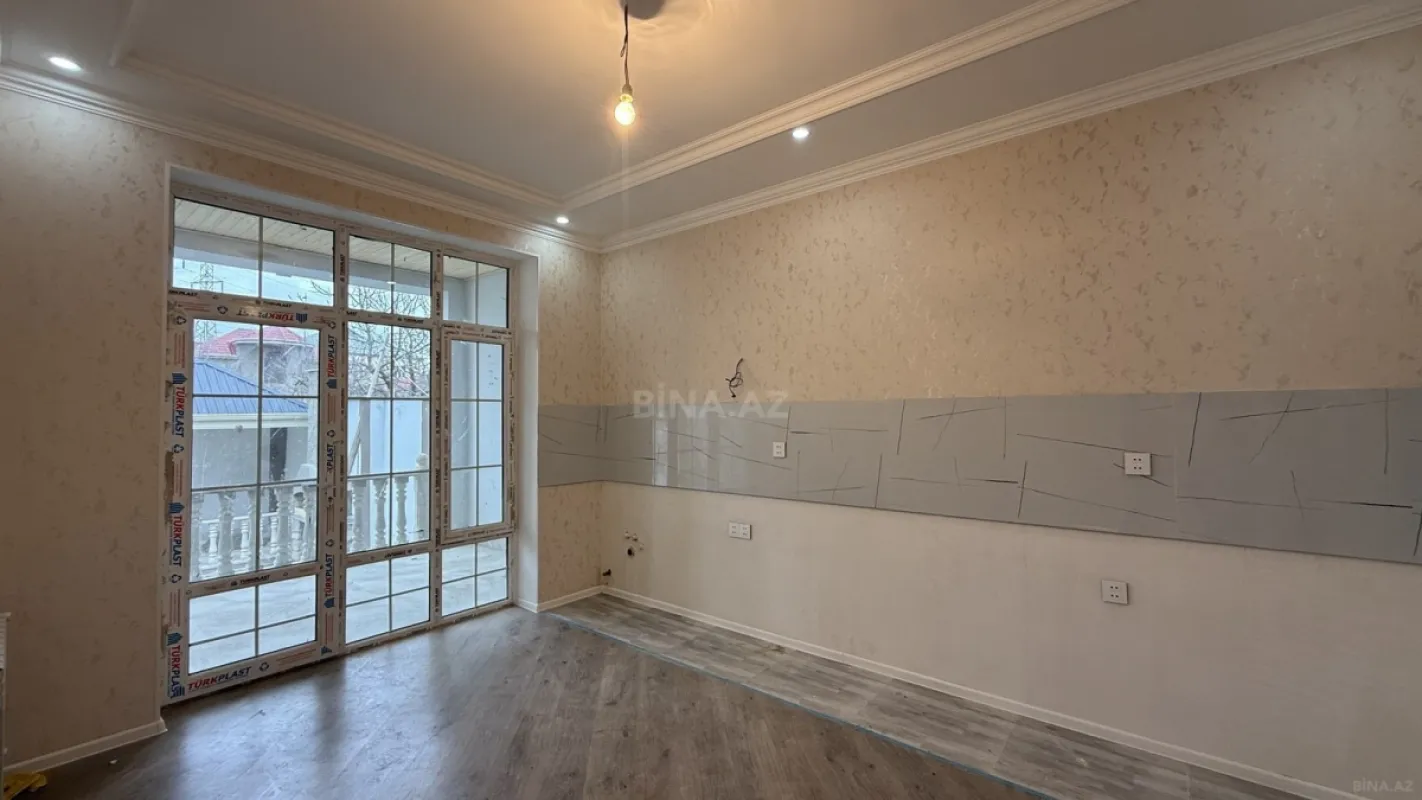 Satılır 4 otaqlı həyət evi 120 m²