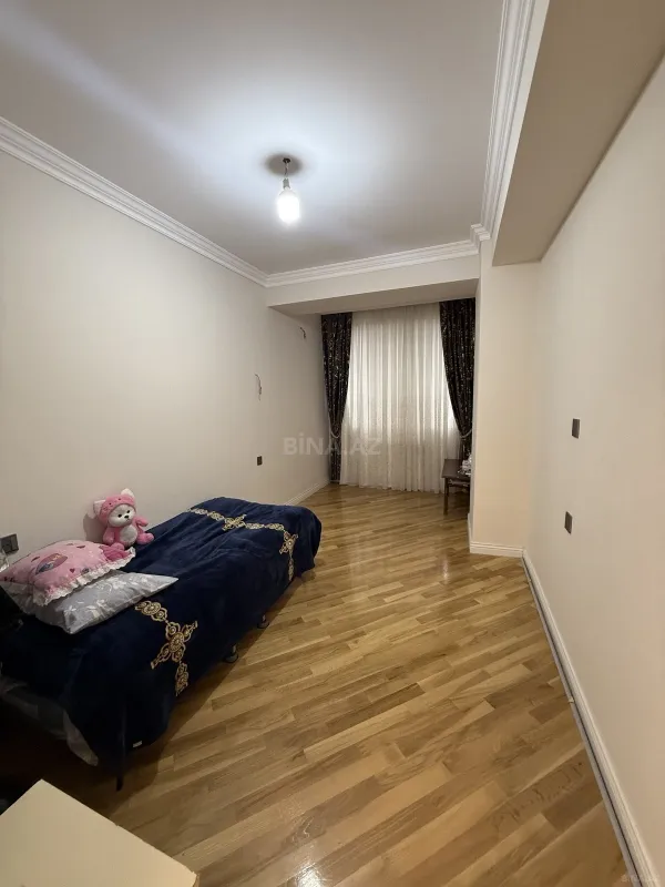 Satılır 3 otaqlı mənzil 98 m²