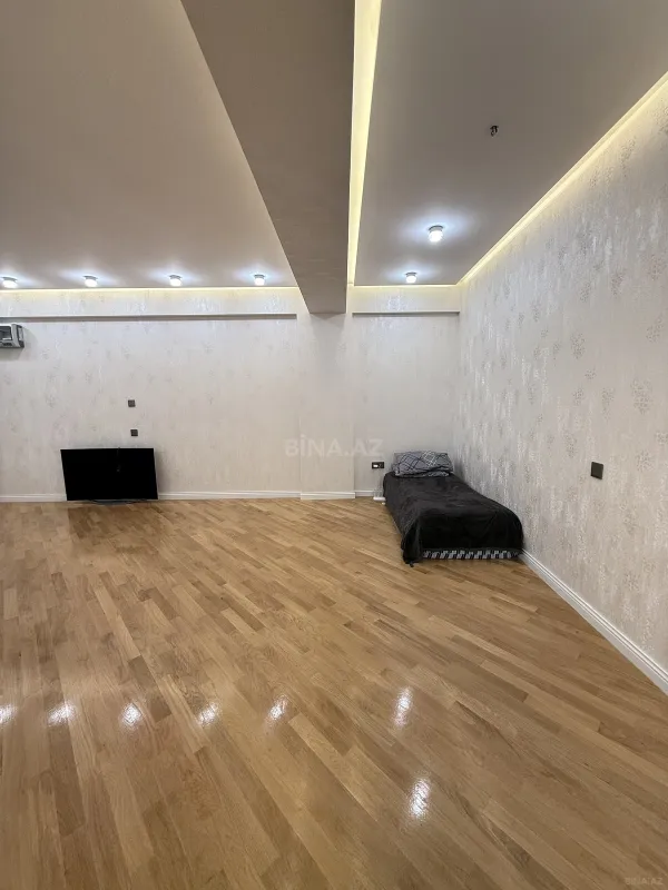 Satılır 3 otaqlı mənzil 98 m²