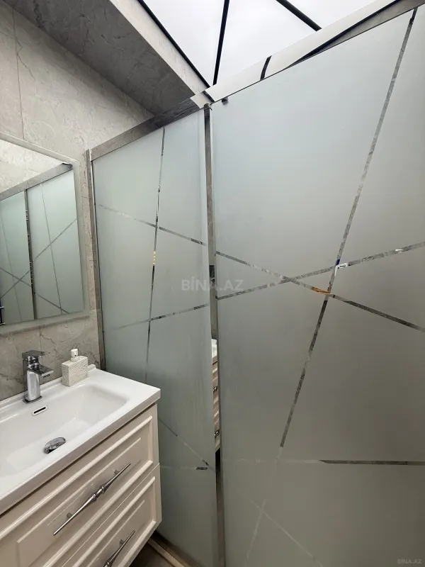 Satılır 3 otaqlı mənzil 98 m²