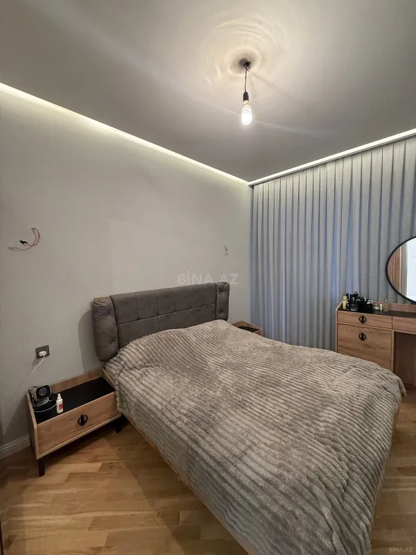 Satılır 3 otaqlı mənzil 98 m²