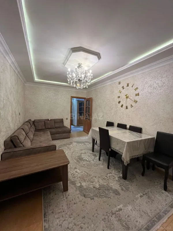 Satılır 5 otaqlı mənzil 115 m²