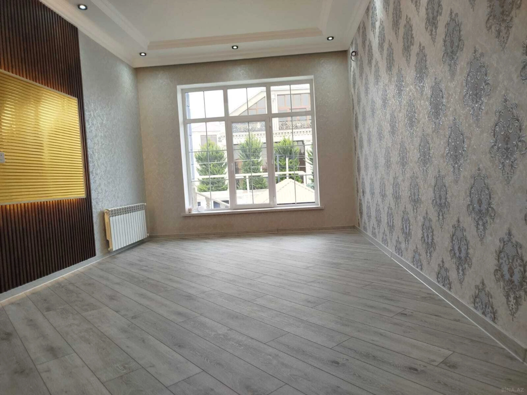 Satılır 4 otaqlı həyət evi 208 m²