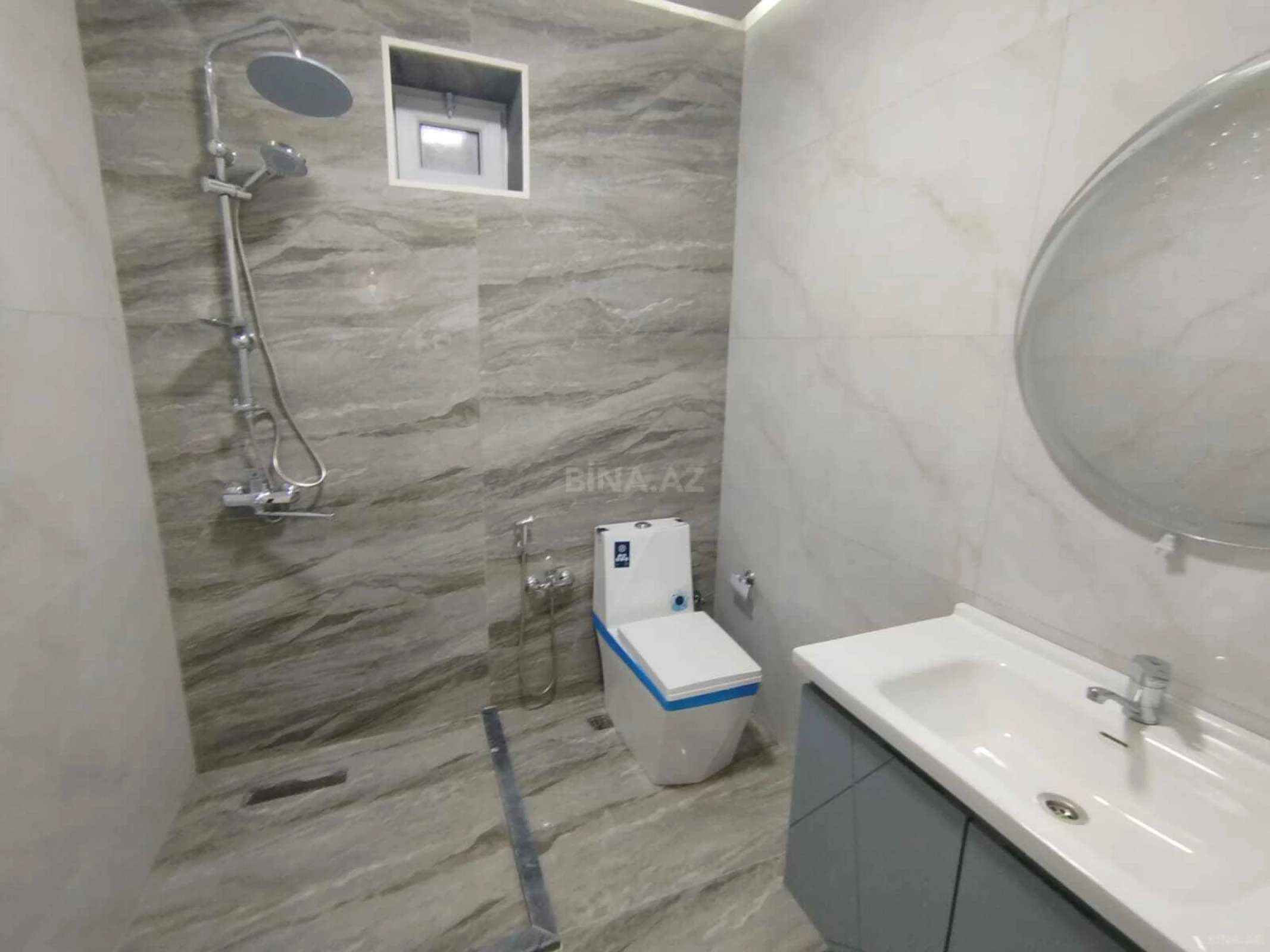 Satılır 4 otaqlı həyət evi 208 m²