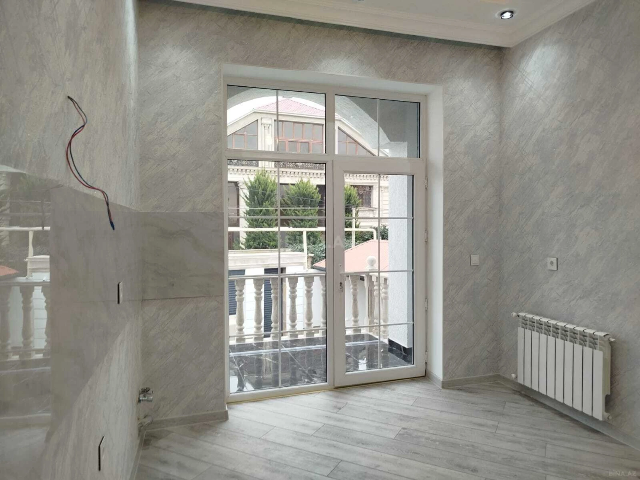 Satılır 4 otaqlı həyət evi 208 m²