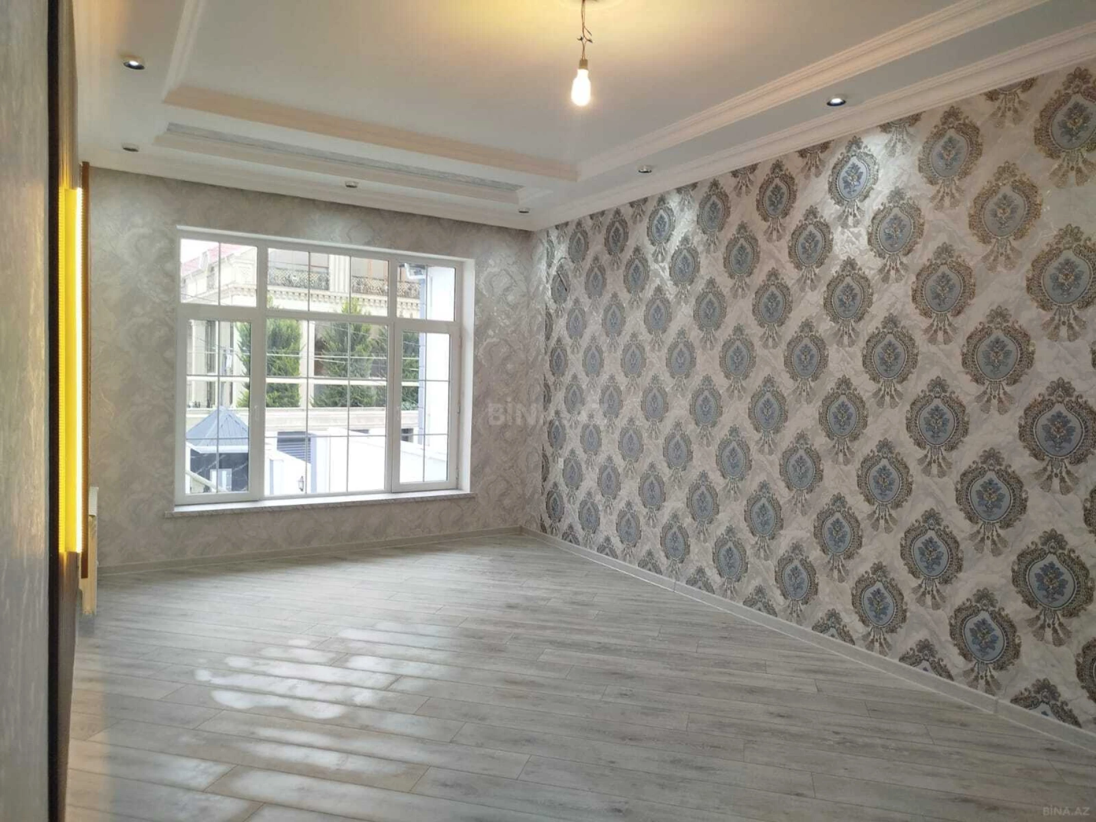 Satılır 4 otaqlı həyət evi 208 m²