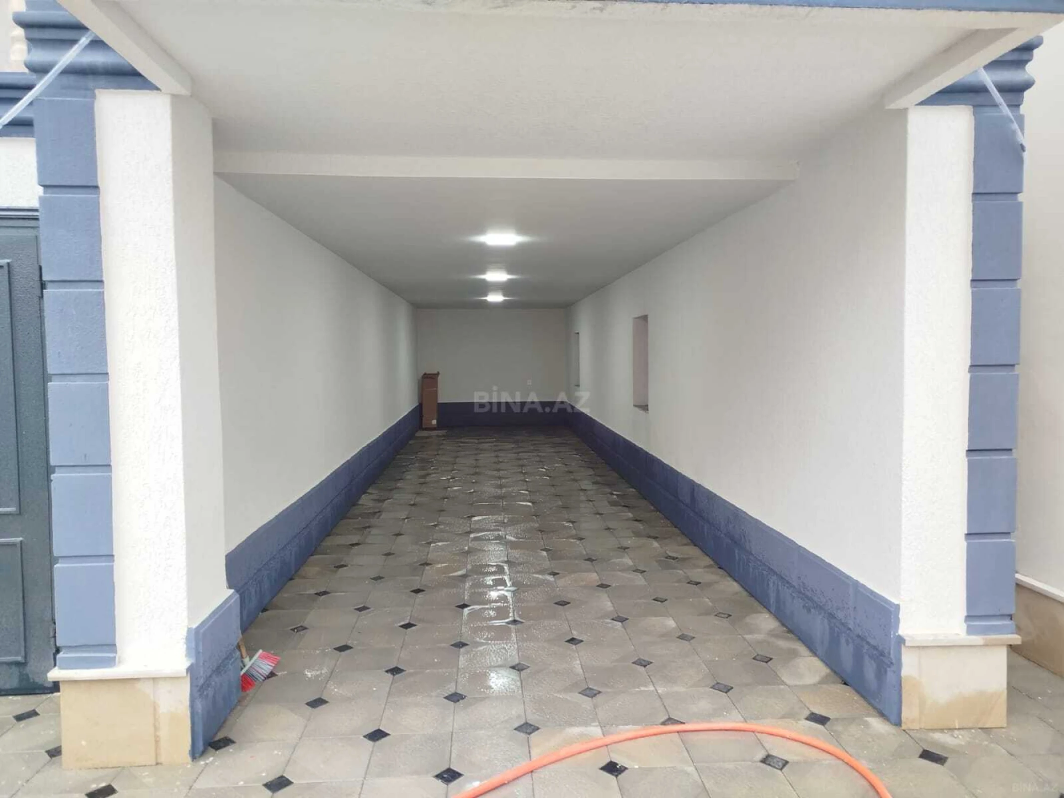 Satılır 4 otaqlı həyət evi 208 m²