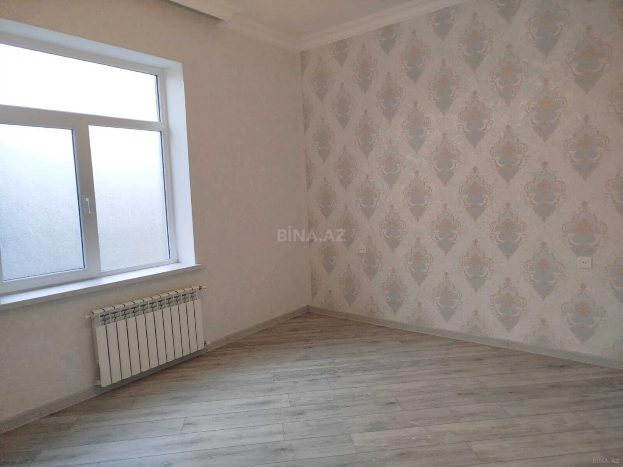 Satılır 4 otaqlı həyət evi 208 m²