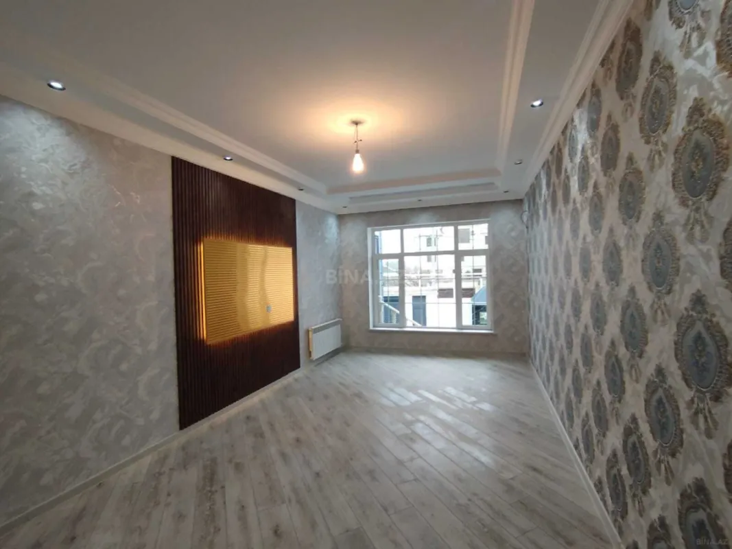 Satılır 4 otaqlı həyət evi 208 m²