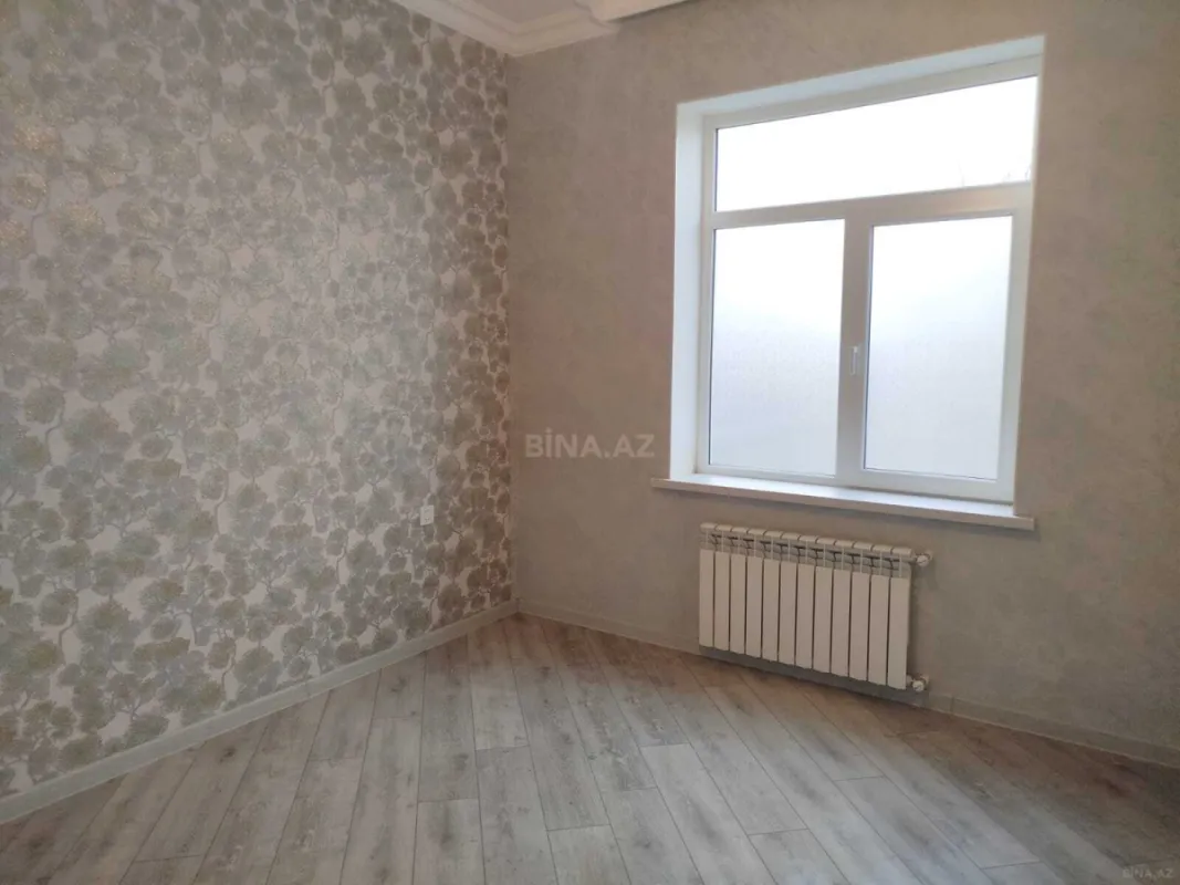 Satılır 4 otaqlı həyət evi 208 m²