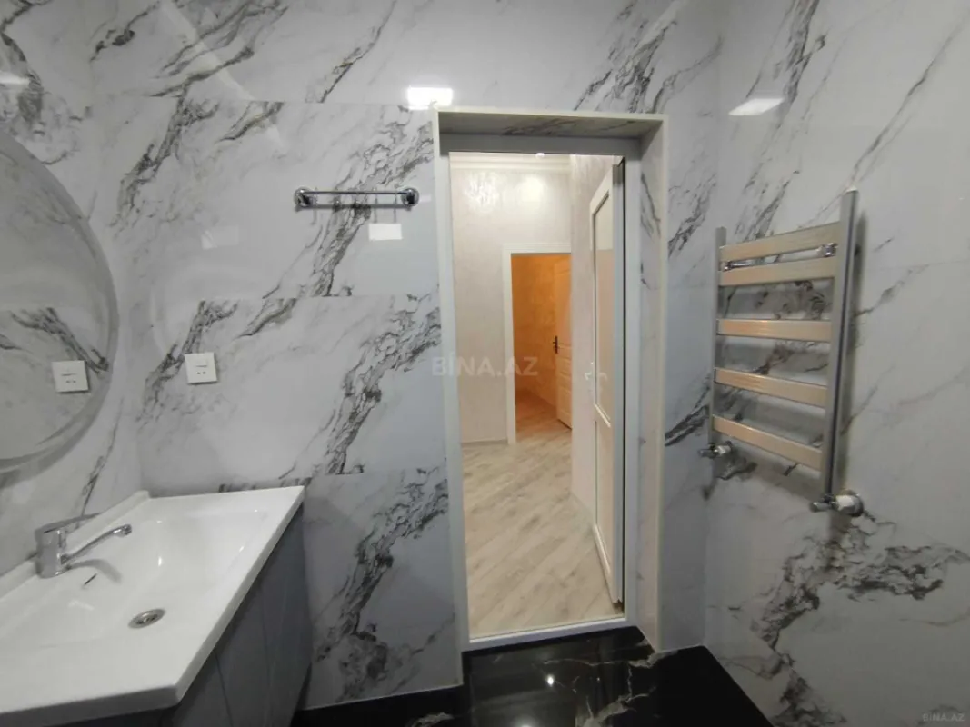 Satılır 4 otaqlı həyət evi 208 m²