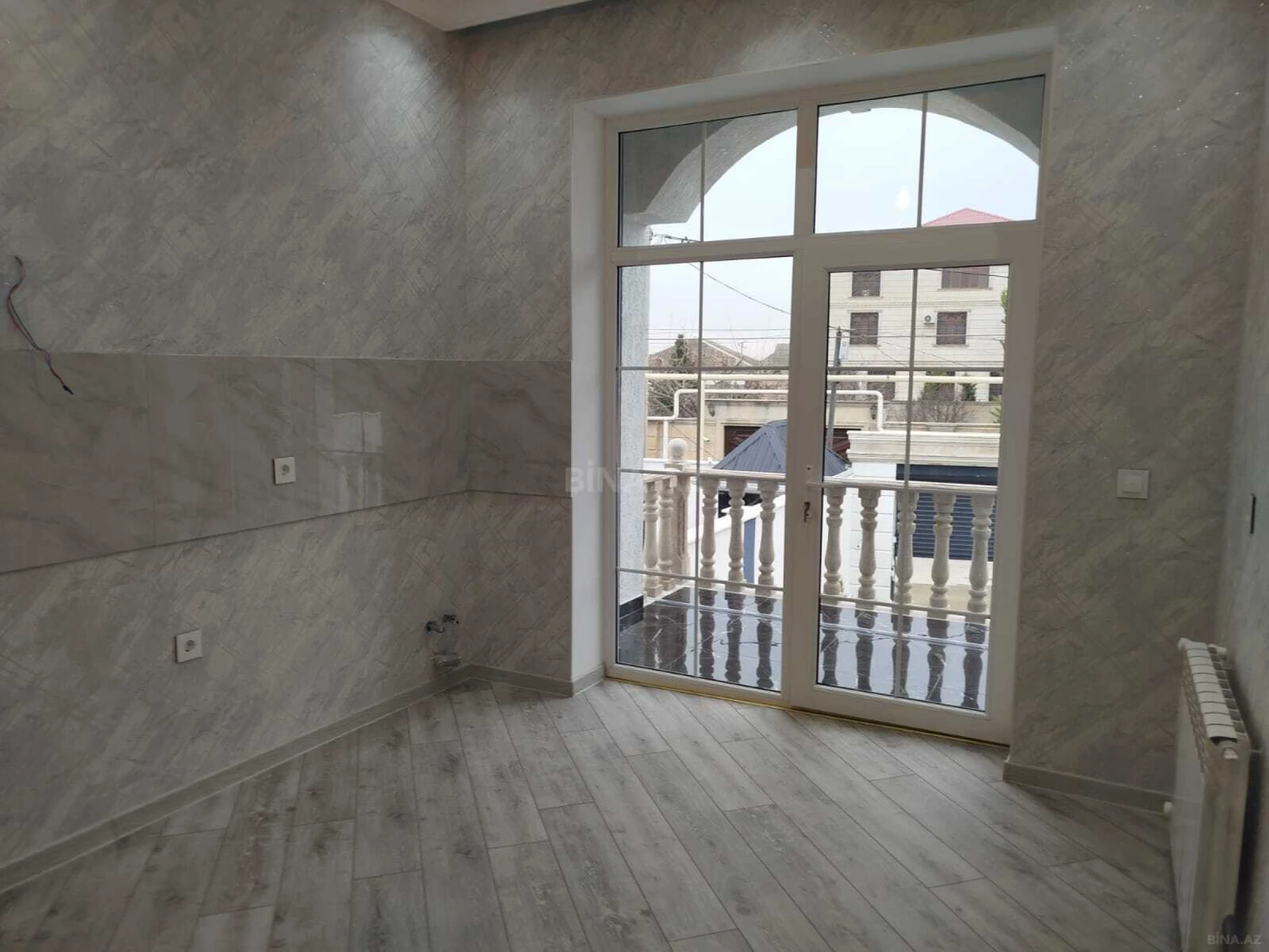 Satılır 4 otaqlı həyət evi 208 m²