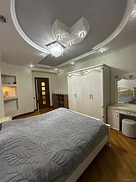 Kirayə verilir 2 otaqlı mənzil 80 m²