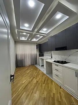 Satılır 4 otaqlı mənzil 153 m²