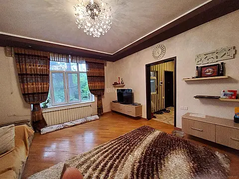 Satılır 6 otaqlı həyət evi 160 m² — Bakı, 8-ci kilometr 6 otaq 160.00 m²