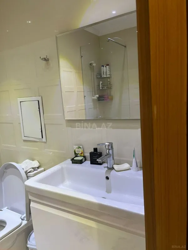 Satılır 2 otaqlı mənzil 115 m²