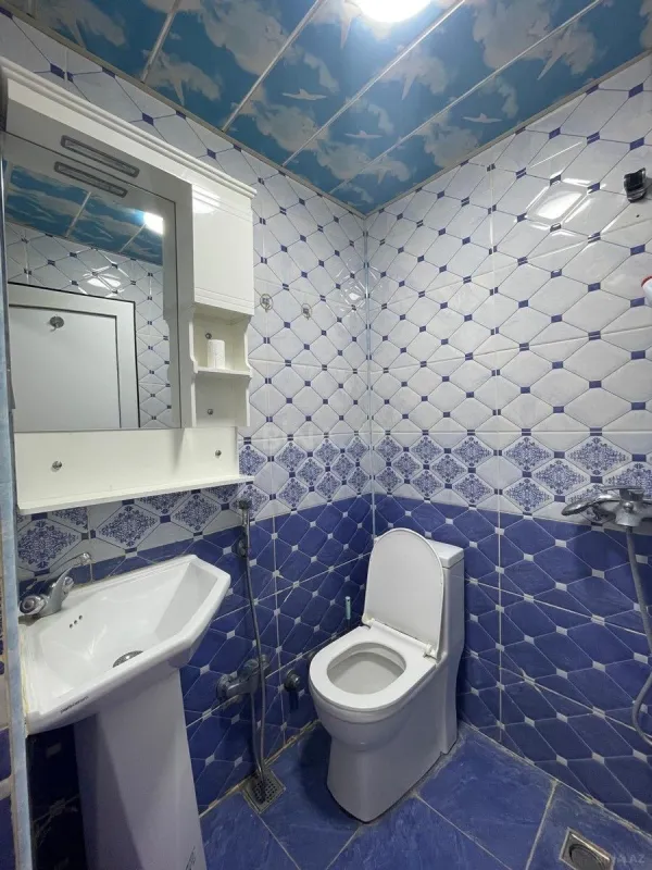 Kirayə verilir 2 otaqlı mənzil 70 m²