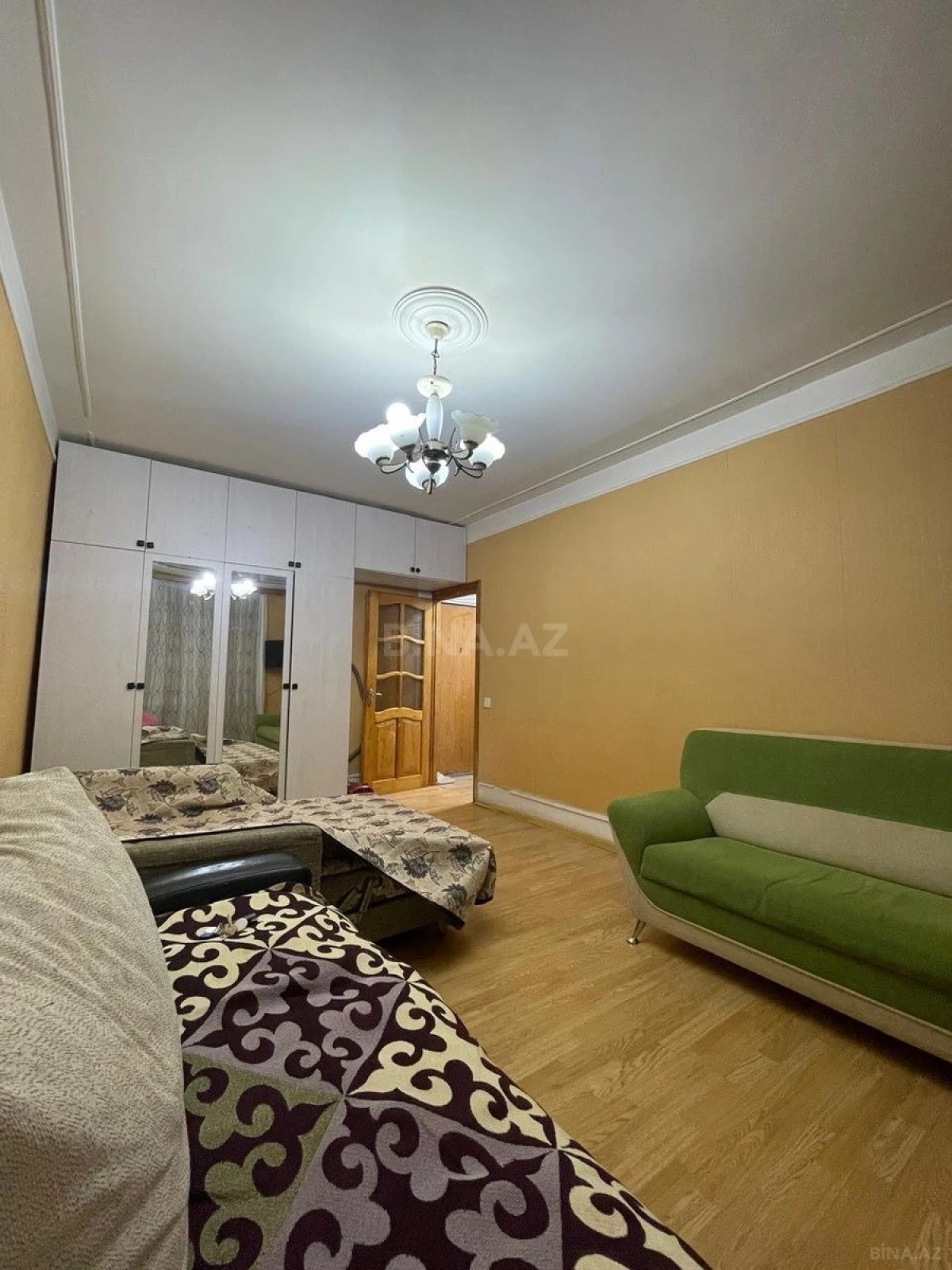 Kirayə verilir 2 otaqlı mənzil 70 m²