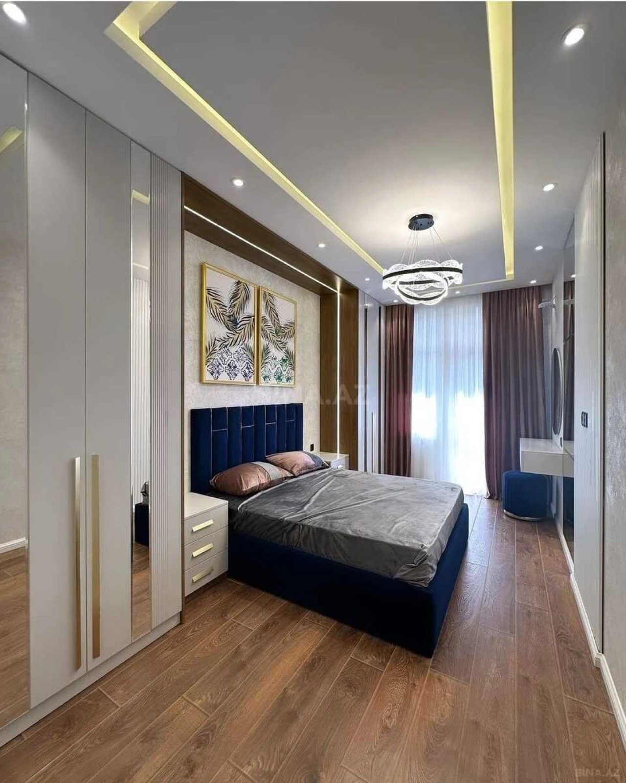 Kirayə verilir 2 otaqlı mənzil 105 m²