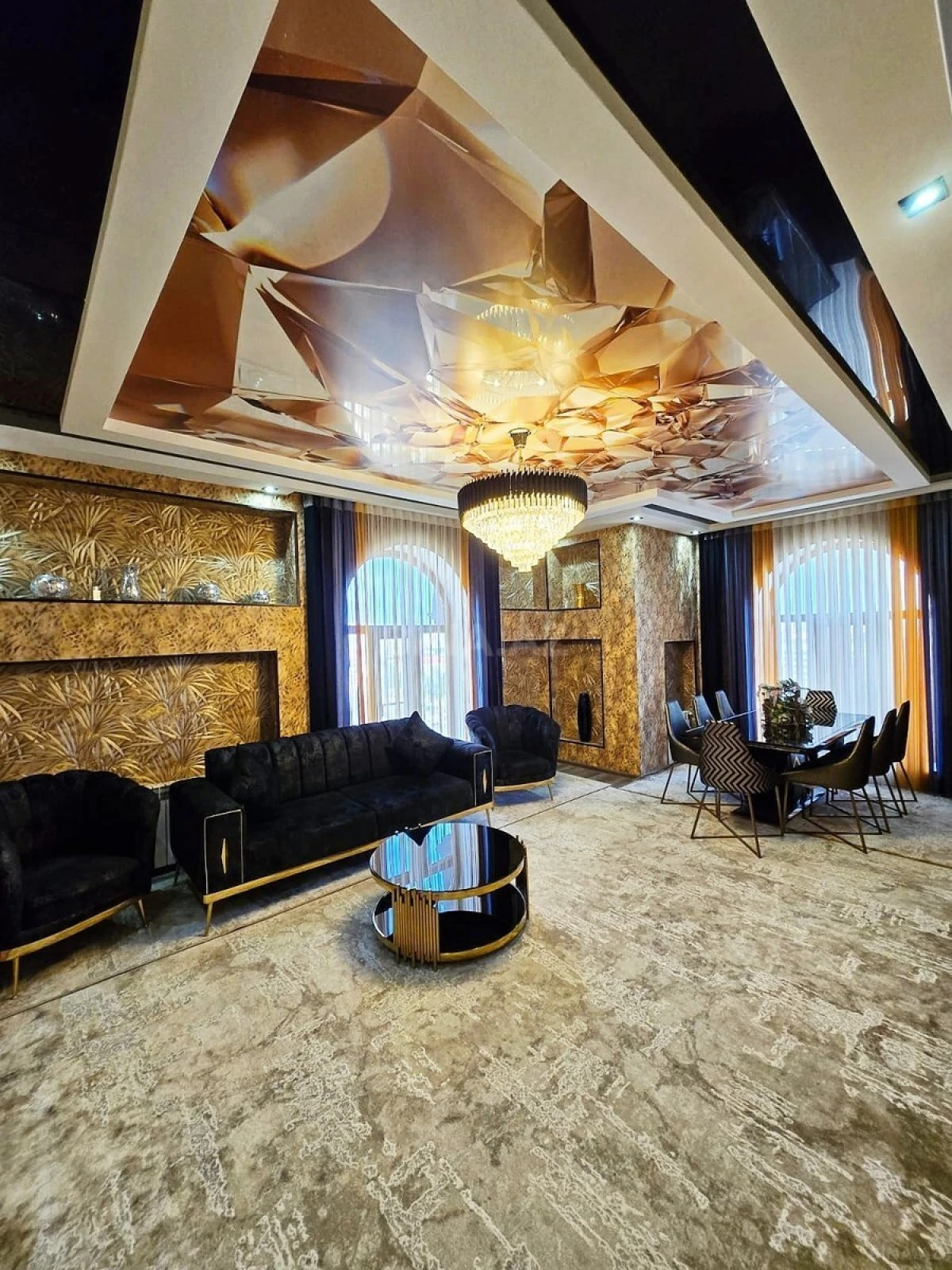Satılır 4 otaqlı mənzil 165 m²