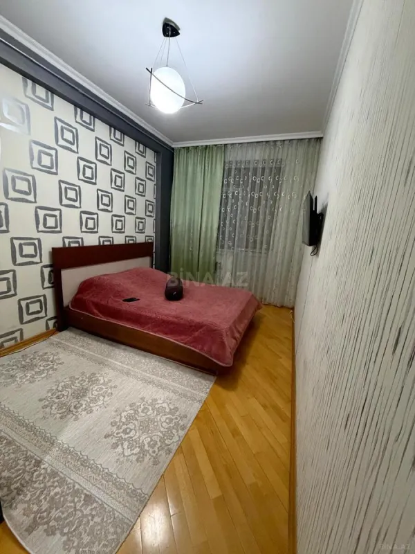 Satılır 3 otaqlı mənzil 95 m²
