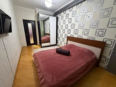 Satılır 3 otaqlı mənzil 95 m²