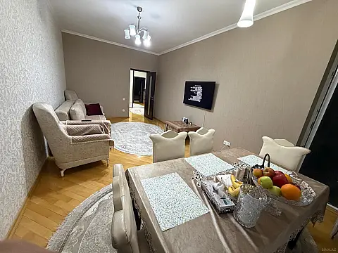 Satılır 3 otaqlı mənzil 95 m²