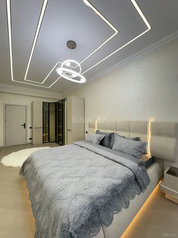 Satılır 3 otaqlı mənzil 103.5 m²