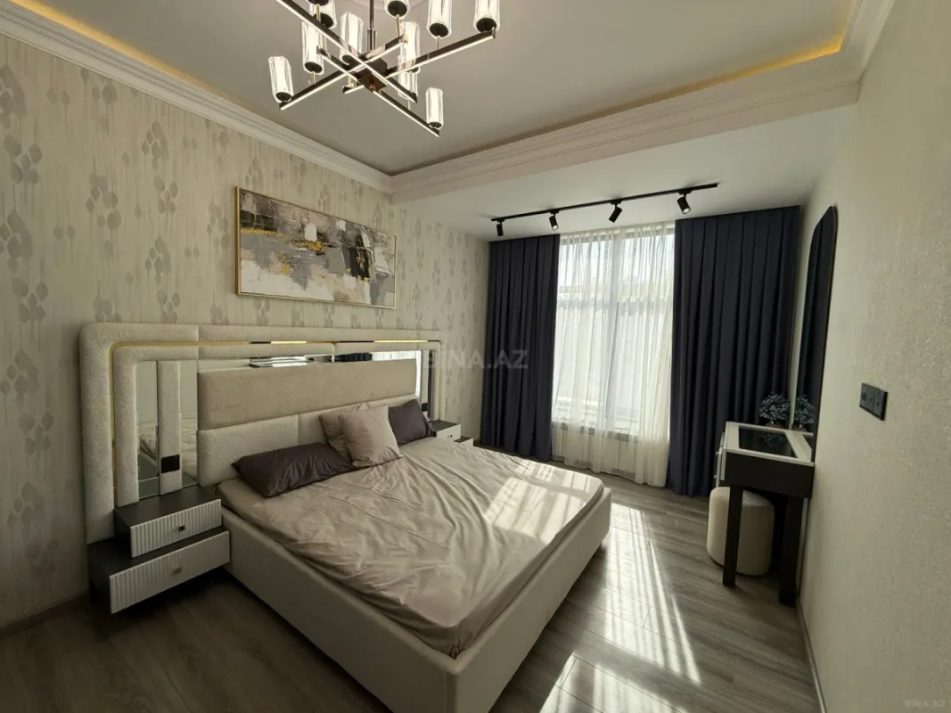 Satılır 2 otaqlı mənzil 85 m²