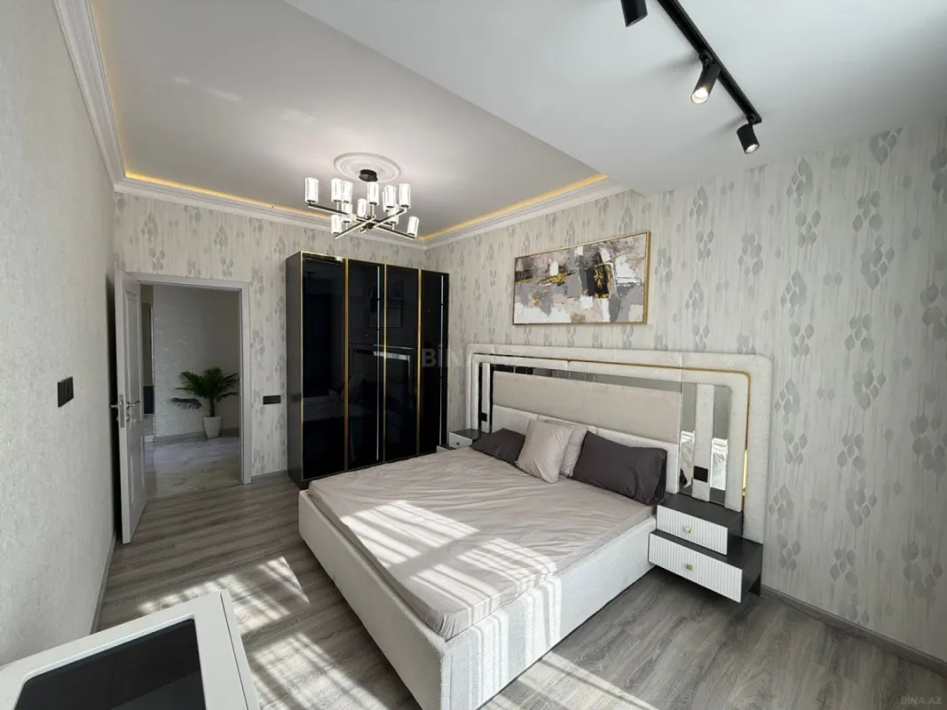 Satılır 2 otaqlı mənzil 85 m²