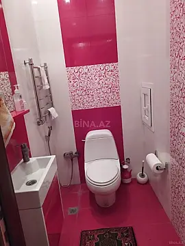 Satılır 3 otaqlı mənzil 145 m²