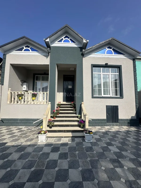Satılır 4 otaqlı həyət evi 125 m²