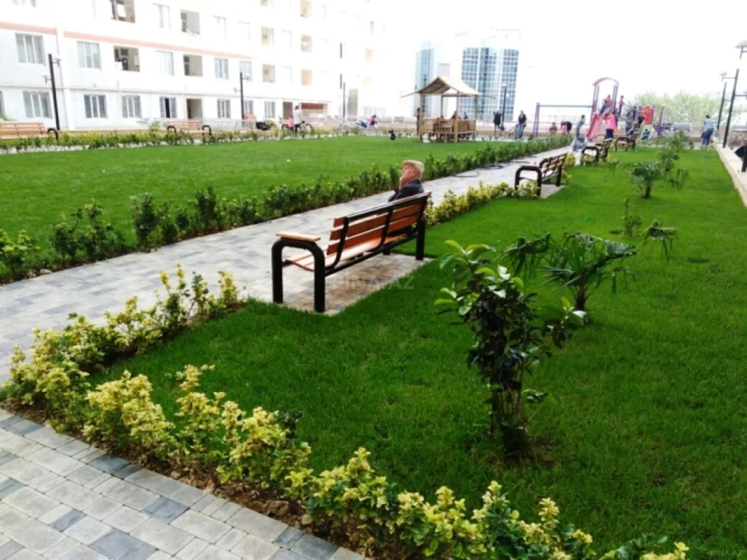 Satılır 2 otaqlı mənzil 52 m²