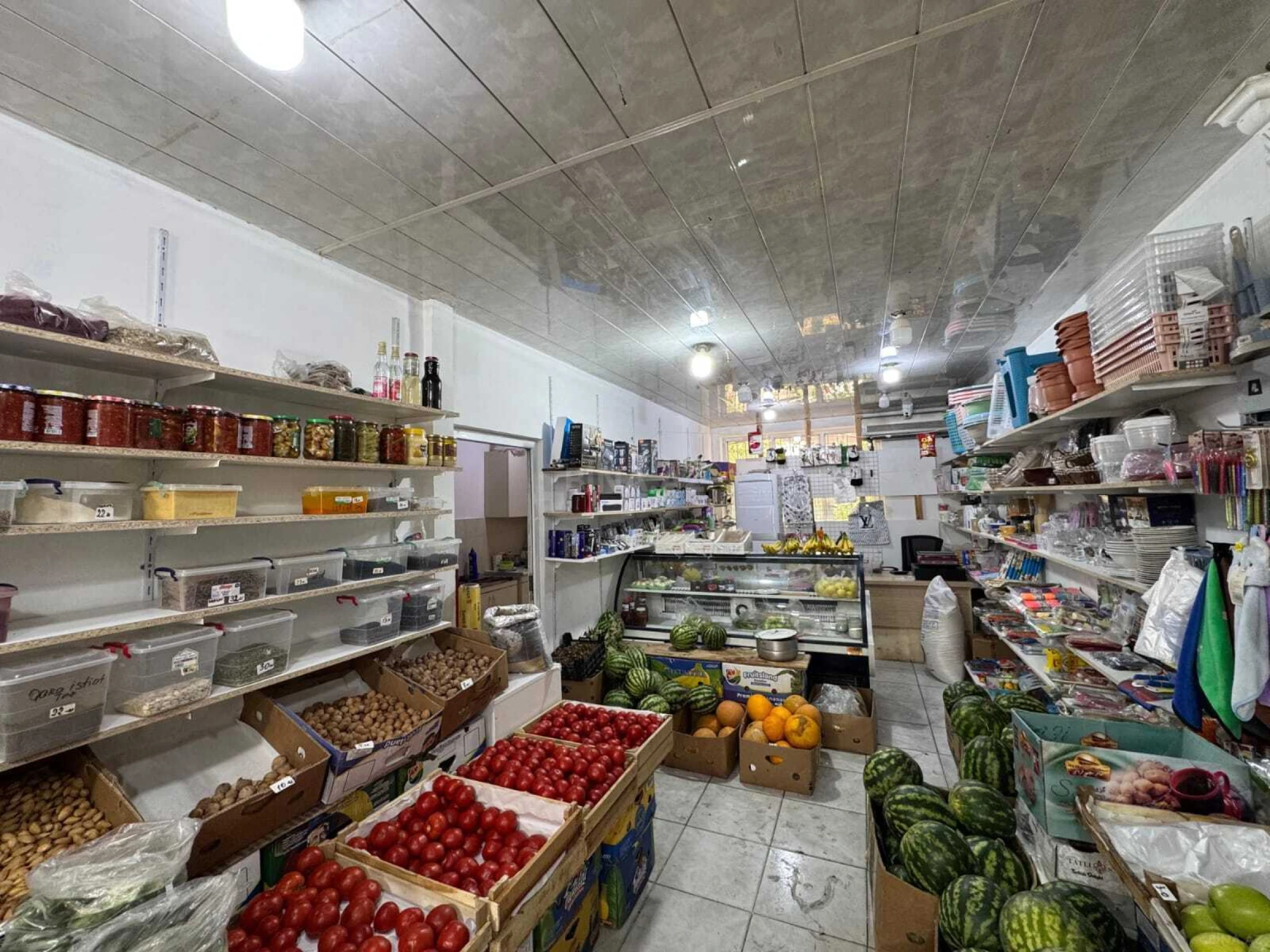 Satılır obyekt 80 m²